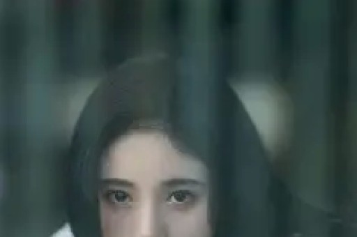 电梯门女主又爆猛料！而后她账号被封了……
